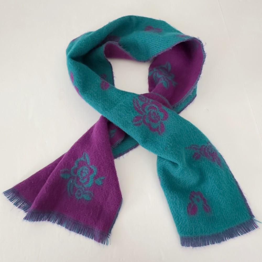 Vintage Made in Japan Teal Purple Floral Rose Reversible Acrylic Scarf 53x10.5‎